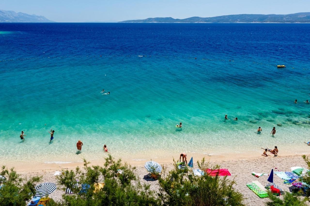 Apartments & Restaurant Galeb Marusici  外观 照片
