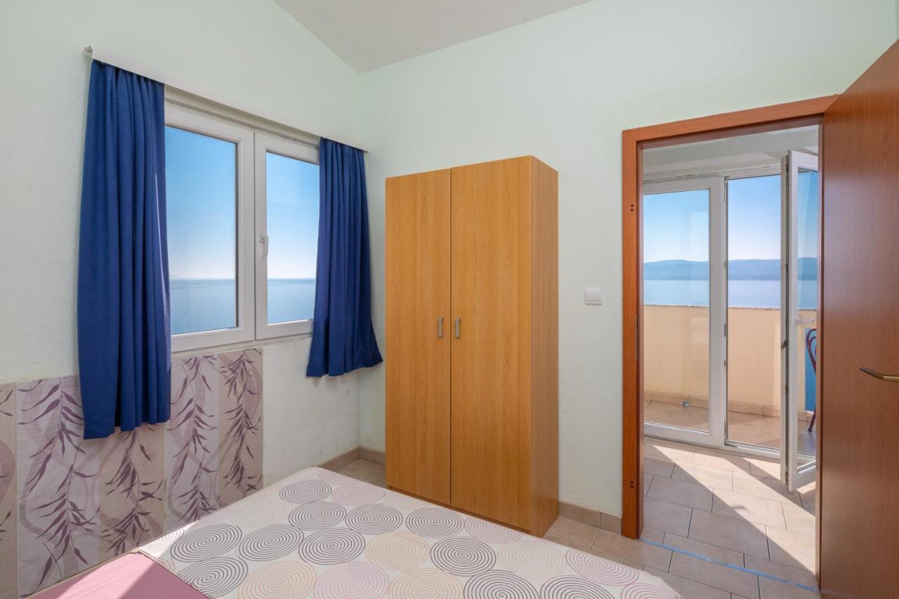 Apartments & Restaurant Galeb Marusici  外观 照片
