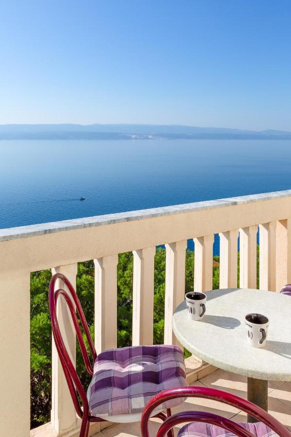 Apartments & Restaurant Galeb Marusici  外观 照片